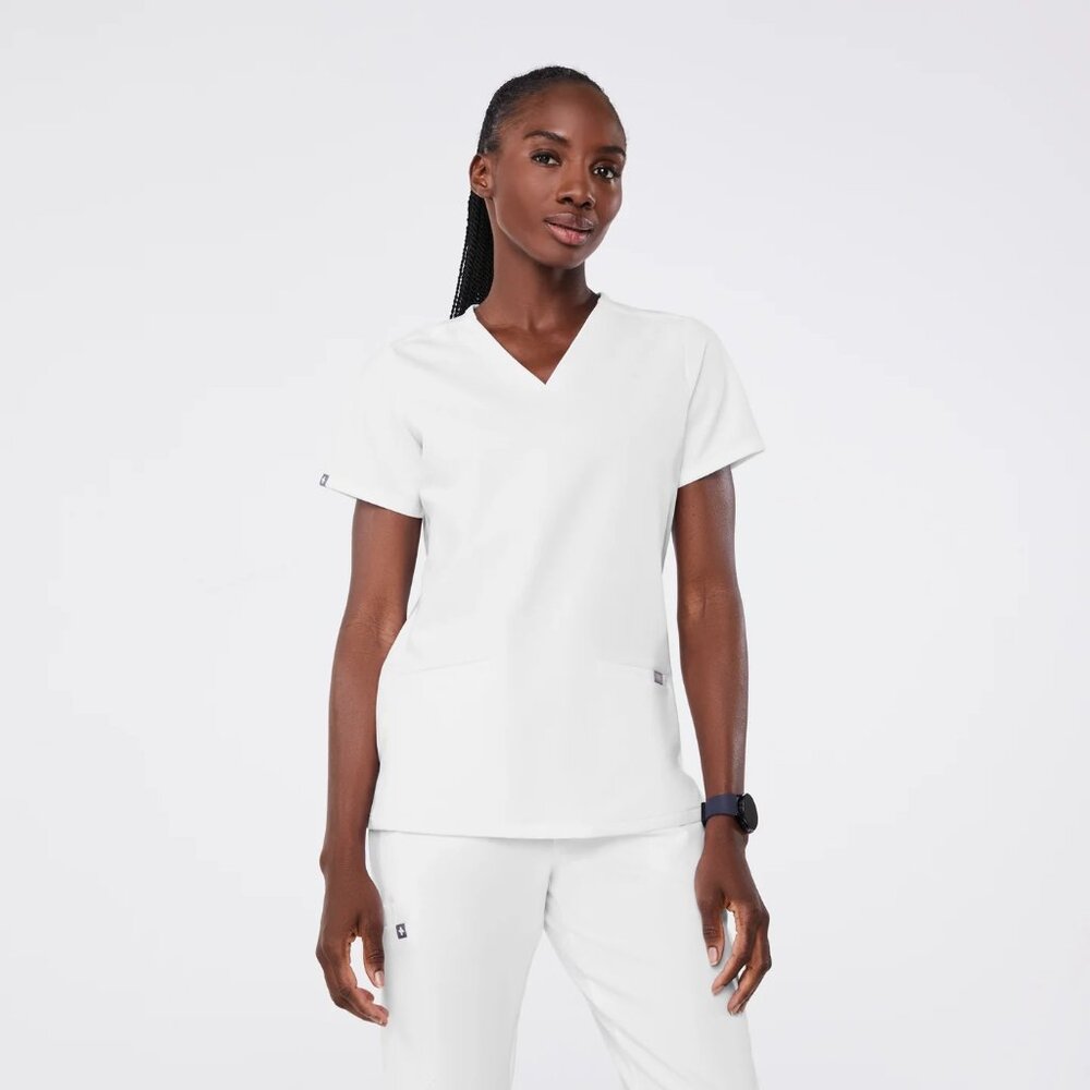NWT FIGS Optic White Casma Three-Pocket Scrub Top